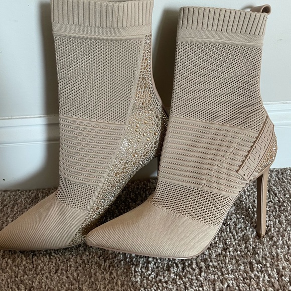 Steve Madden Maxwelle Pointed Knit Boot - Picture 4 of 6